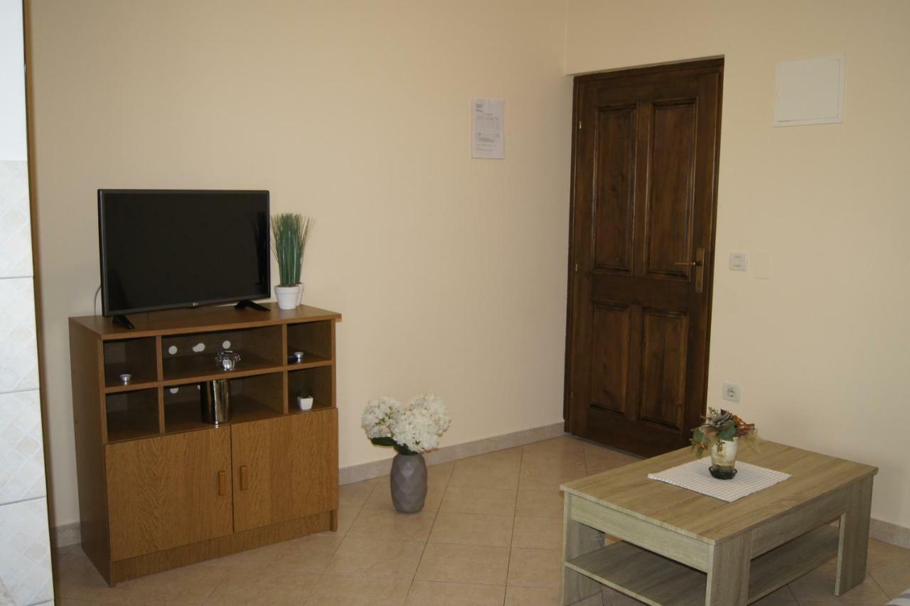 Apartmani Popovic Пореч Экстерьер фото