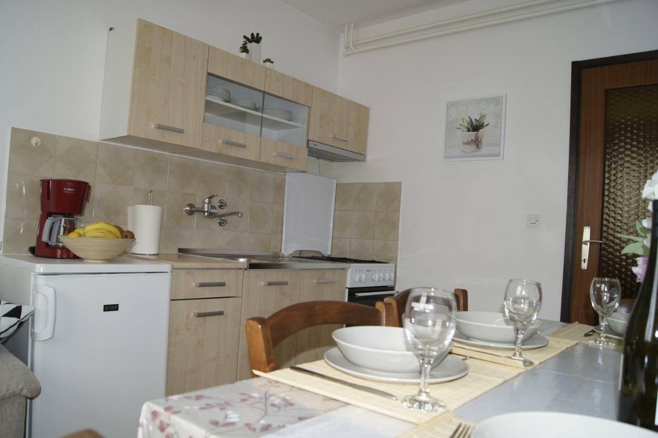 Apartmani Popovic Пореч Экстерьер фото